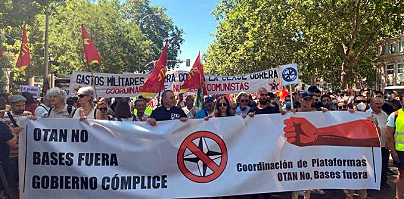 Manifestación contra la OTAN en España